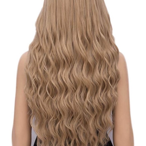 ? Siya ASH BLONDE COLOR FESTIVAL Wig?*NWT*